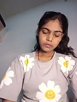 Snapshot of aapki_priya chatting on June 16, 2026, 4:59 am aapki priya online show from June 16, 2026, 4:59 am