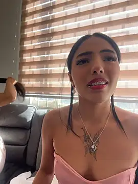 Snapshot of pursena_ chatting on August 5, 2026, 9:28 pm pursena online show from August 5, 2026, 9:28 pm