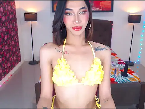 Snapshot of xXLoadedofCumTSXx chatting on June 28, 2026, 1:17 pm xXLoadedofCumTSXx online show from June 28, 2026, 1:17 pm