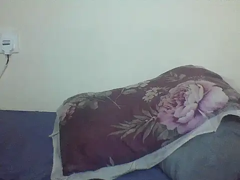 skylerviky online show from June 15, 2026, 7:43 am
