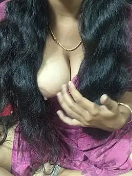 telugu modal divya0999 online show from July 23, 2026, 3:43 pm