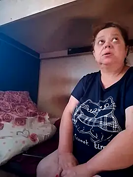 oksana72 online show from September 21, 2025, 6:26 am