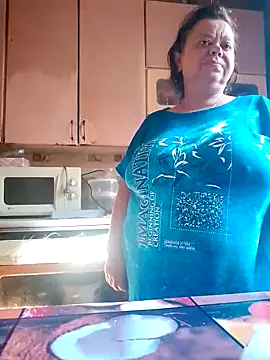 oksana72 online show from September 25, 2025, 8:18 am