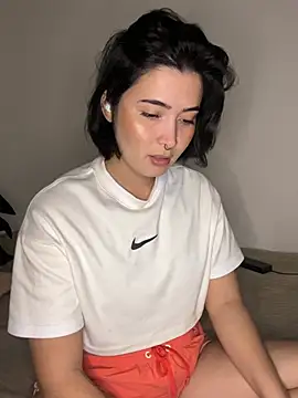 sweetchloe   online show from July 2, 2026, 3:51 pm