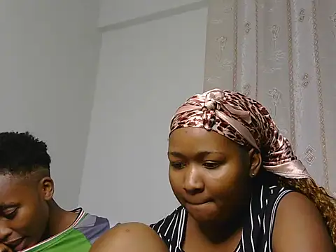 Snapshot of missvibe_xx chatting on July 2, 2026, 12:10 am missvibe xx online show from July 2, 2026, 12:10 am
