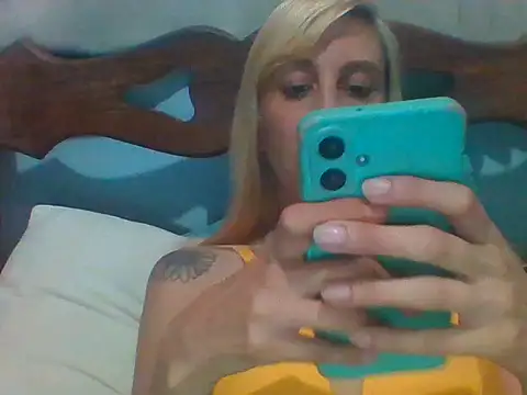 Snapshot of angelsexhot69 chatting on June 10, 2026, 9:35 pm angelsexhot69 online show from June 10, 2026, 9:35 pm