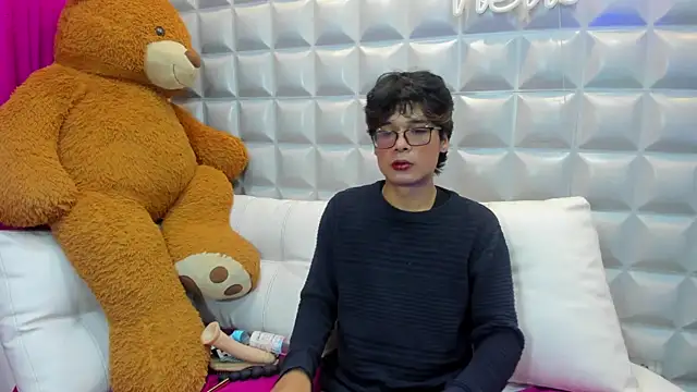 maximo 2019 online show from July 3, 2026, 7:42 pm