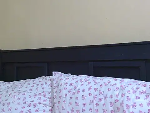 kinkydolll online show from July 1, 2026, 6:26 am