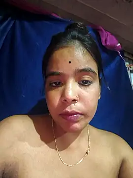 Snapshot of Supersexy_mahi chatting on June 17, 2026, 7:37 pm Supersexy mahi online show from June 17, 2026, 7:37 pm