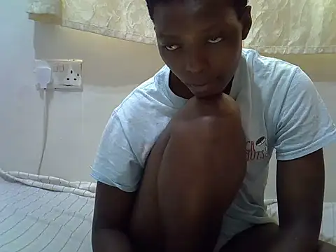 Snapshot of smile_lily chatting on July 10, 2026, 9:34 am smile lily online show from July 10, 2026, 9:34 am