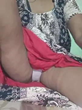 Snapshot of Sexy-Bhabi69 chatting on July 3, 2026, 9:05 am Sexy-Bhabi69 online show from July 3, 2026, 9:05 am