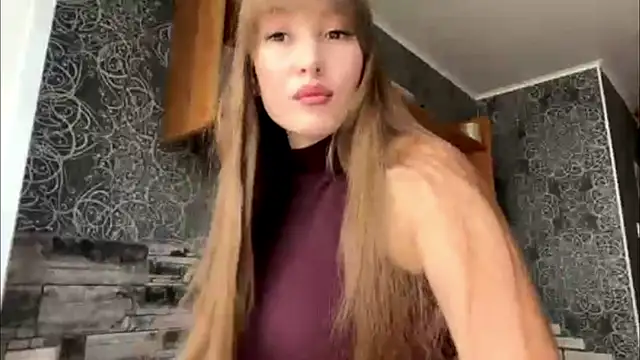 Snapshot of MertieDy chatting on June 9, 2026, 1:23 pm MertieDy online show from June 9, 2026, 1:23 pm