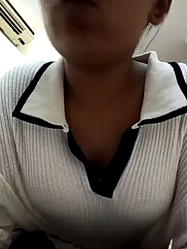 Snapshot of baby_girl_099 chatting on July 29, 2026, 5:11 pm baby girl 099 online show from July 29, 2026, 5:11 pm