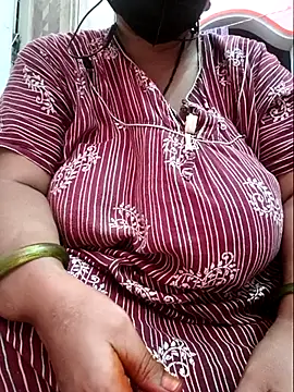 Snapshot of Rose-telugu chatting on July 29, 2026, 2:37 pm Rose-telugu online show from July 29, 2026, 2:37 pm
