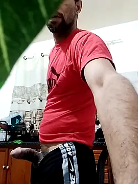 rustico22 online show from June 12, 2026, 4:33 am
