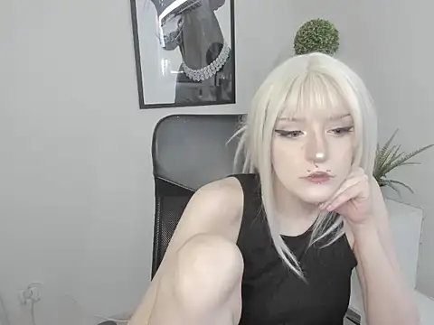 Snapshot of NikaDream chatting on June 26, 2026, 12:42 pm NikaDream online show from June 26, 2026, 12:42 pm