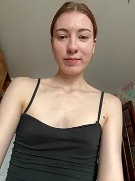 AlisaRussel online show from July 14, 2026, 10:21 am