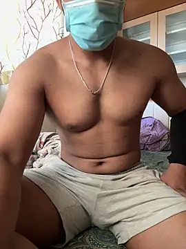 Snapshot of muscularZoro chatting on June 18, 2026, 10:41 am muscularZoro online show from June 18, 2026, 10:41 am