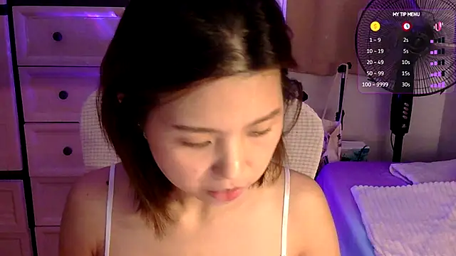 Snapshot of urgrl_portia chatting on July 15, 2026, 11:04 am urgrl portia online show from July 15, 2026, 11:04 am