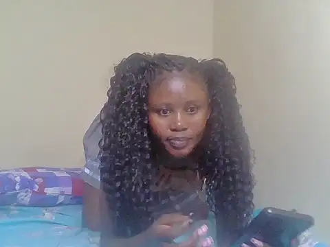 cute bee online show from July 11, 2026, 11:17 pm
