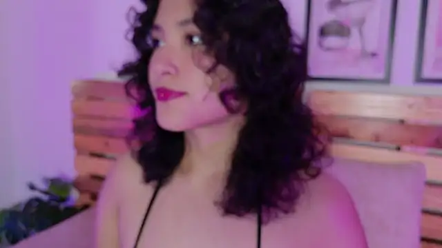 Jazz Lia  online show from July 15, 2026, 1:49 pm