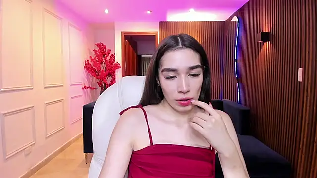 Emma caarter  online show from August 1, 2026, 3:17 am