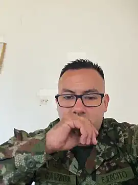 Snapshot of jonny_mili chatting on July 7, 2026, 2:43 pm jonny mili online show from July 7, 2026, 2:43 pm