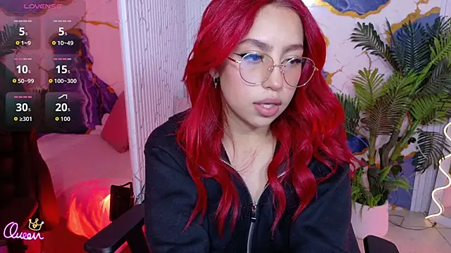 AYLE TAY online show from June 18, 2026, 5:19 am