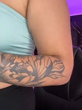 TifanyRoseX online show from July 23, 2026, 1:58 am