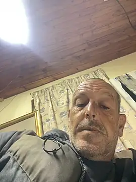 GeldenKuy online show from July 12, 2026, 6:32 pm