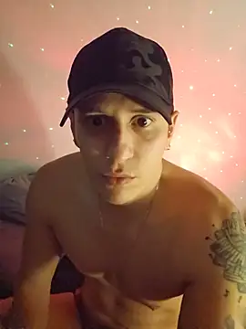 leocastro2920 online show from June 12, 2026, 7:40 am