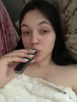 Snapshot of Bettie_Toni chatting on June 11, 2026, 12:36 pm Bettie Toni online show from June 11, 2026, 12:36 pm