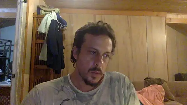 Snapshot of hawaiiguy620 chatting on June 10, 2026, 9:52 am hawaiiguy620 online show from June 10, 2026, 9:52 am