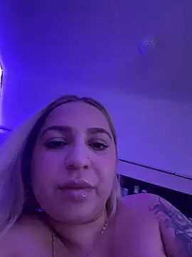 Snapshot of xLexi chatting on July 11, 2026, 4:53 pm xLexi online show from July 11, 2026, 4:53 pm