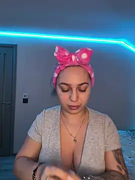Snapshot of xLexi chatting on July 21, 2026, 5:32 am xLexi online show from July 21, 2026, 5:32 am