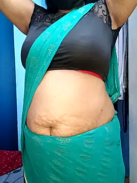 Snapshot of tamil_sarah chatting on June 26, 2026, 6:01 pm tamil sarah online show from June 26, 2026, 6:01 pm