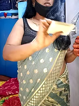 Snapshot of tamil_sarah chatting on July 10, 2026, 7:12 am tamil sarah online show from July 10, 2026, 7:12 am