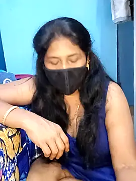 Snapshot of tamil_sarah chatting on July 14, 2026, 6:13 pm tamil sarah online show from July 14, 2026, 6:13 pm