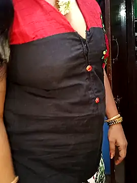 Snapshot of tamil_sarah chatting on July 21, 2026, 6:05 am tamil sarah online show from July 21, 2026, 6:05 am