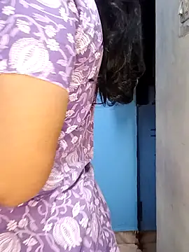 Snapshot of tamil_sarah chatting on July 21, 2026, 6:21 pm tamil sarah online show from July 21, 2026, 6:21 pm