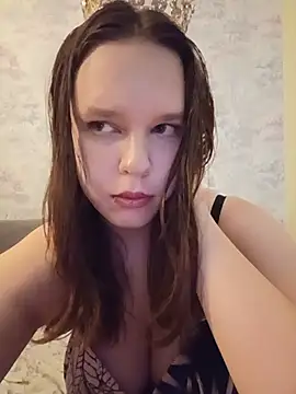 Snapshot of Sara_liss chatting on July 15, 2026, 10:20 am Sara liss online show from July 15, 2026, 10:20 am