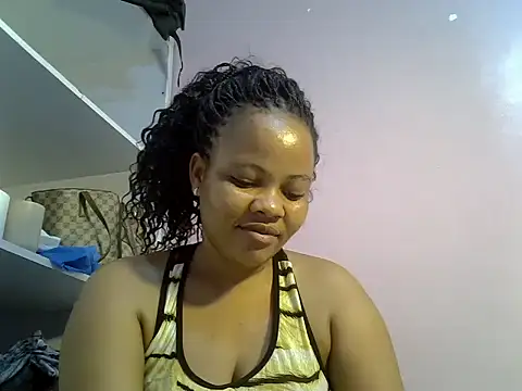 Snapshot of Africanah-Ke chatting on July 20, 2026, 12:36 am Africanah-Ke online show from July 20, 2026, 12:36 am