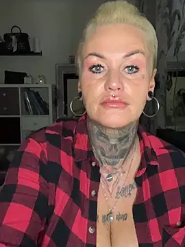InkedMissLaBaehm online show from July 18, 2026, 10:57 pm
