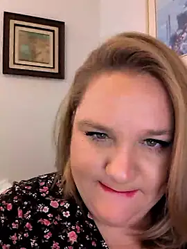 Snapshot of Jonesinjil chatting on June 22, 2026, 12:24 am Jonesinjil online show from June 22, 2026, 12:24 am
