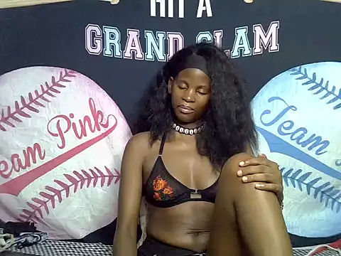 Snapshot of Queen_slay2 chatting on June 29, 2026, 5:46 am Queen slay2 online show from June 29, 2026, 5:46 am