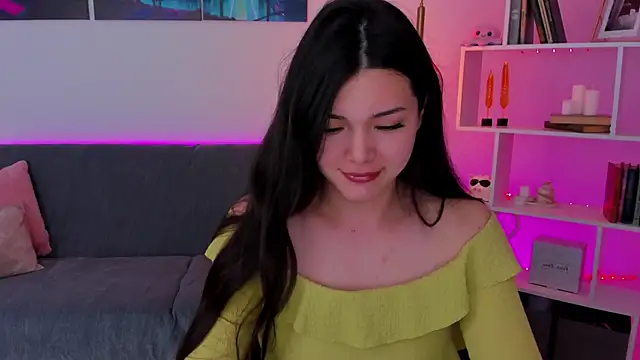 Snapshot of MaddieMeyer chatting on July 20, 2026, 3:43 am MaddieMeyer online show from July 20, 2026, 3:43 am