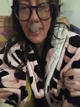 Snapshot of SweetMelkyamateur chatting on June 13, 2026, 9:24 pm SweetMelkyamateur online show from June 13, 2026, 9:24 pm