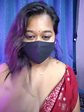 Snapshot of beauty_lisa- chatting on June 18, 2026, 9:19 pm beauty lisa- online show from June 18, 2026, 9:19 pm