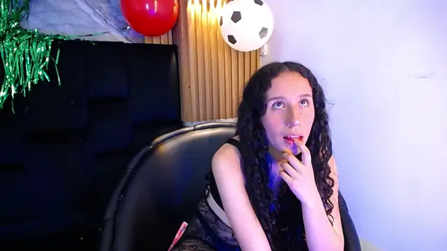Snapshot of Zafira_Cass chatting on July 2, 2026, 3:17 am Zafira Cass online show from July 2, 2026, 3:17 am