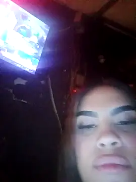 Snapshot of Camila_hott_11 chatting on June 24, 2026, 2:43 am Camila hott 11 online show from June 24, 2026, 2:43 am